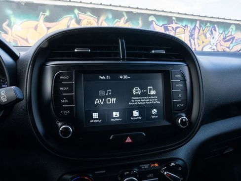 Used 2020 Kia Soul GT-Line image 27