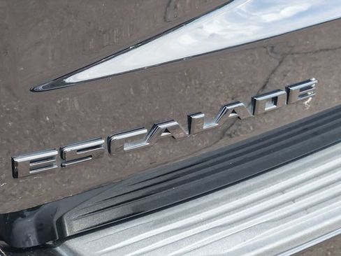 Used 2023 Cadillac Escalade Sport w/ LPO, ONYX Package AWD/4WD image 27