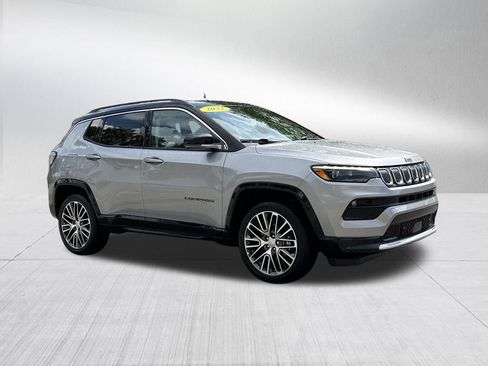 Used 2022 Jeep Compass Limited w/ Elite Group image 3