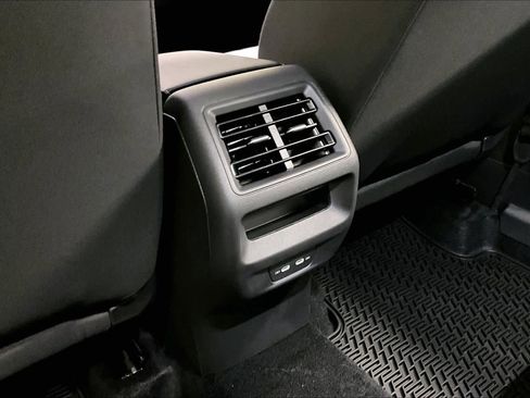 New 2026 Volkswagen Tiguan S image 16