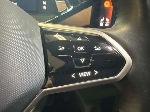 Certified 2022 Volkswagen ID.4 Pro S image 27