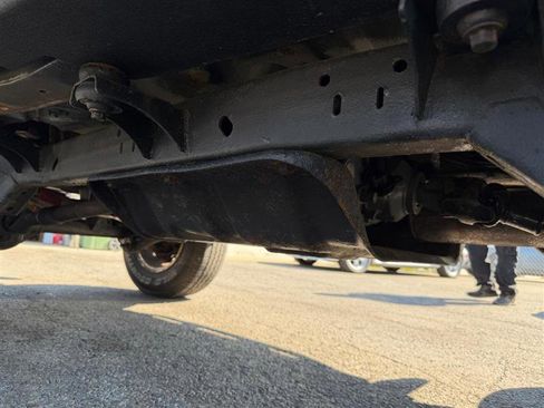 Used 2006 Jeep Wrangler X image 39