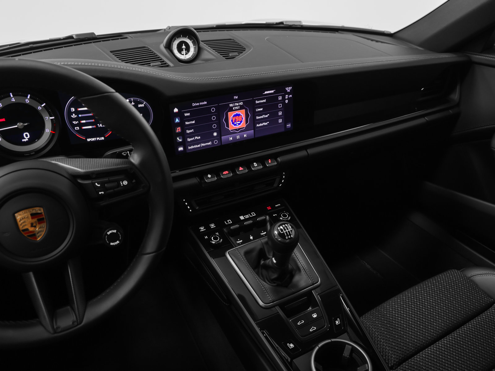 Certified 2024 Porsche 911 Carrera T RWD image 35