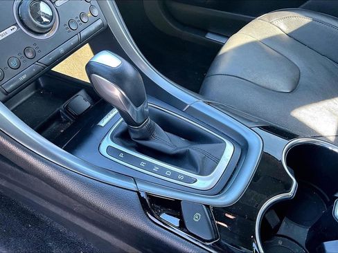 Used 2016 Ford Fusion Titanium FWD image 10