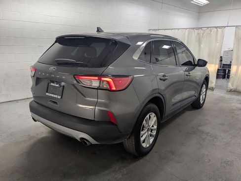 Used 2022 Ford Escape SE w/ Convenience Package AWD/4WD image 7