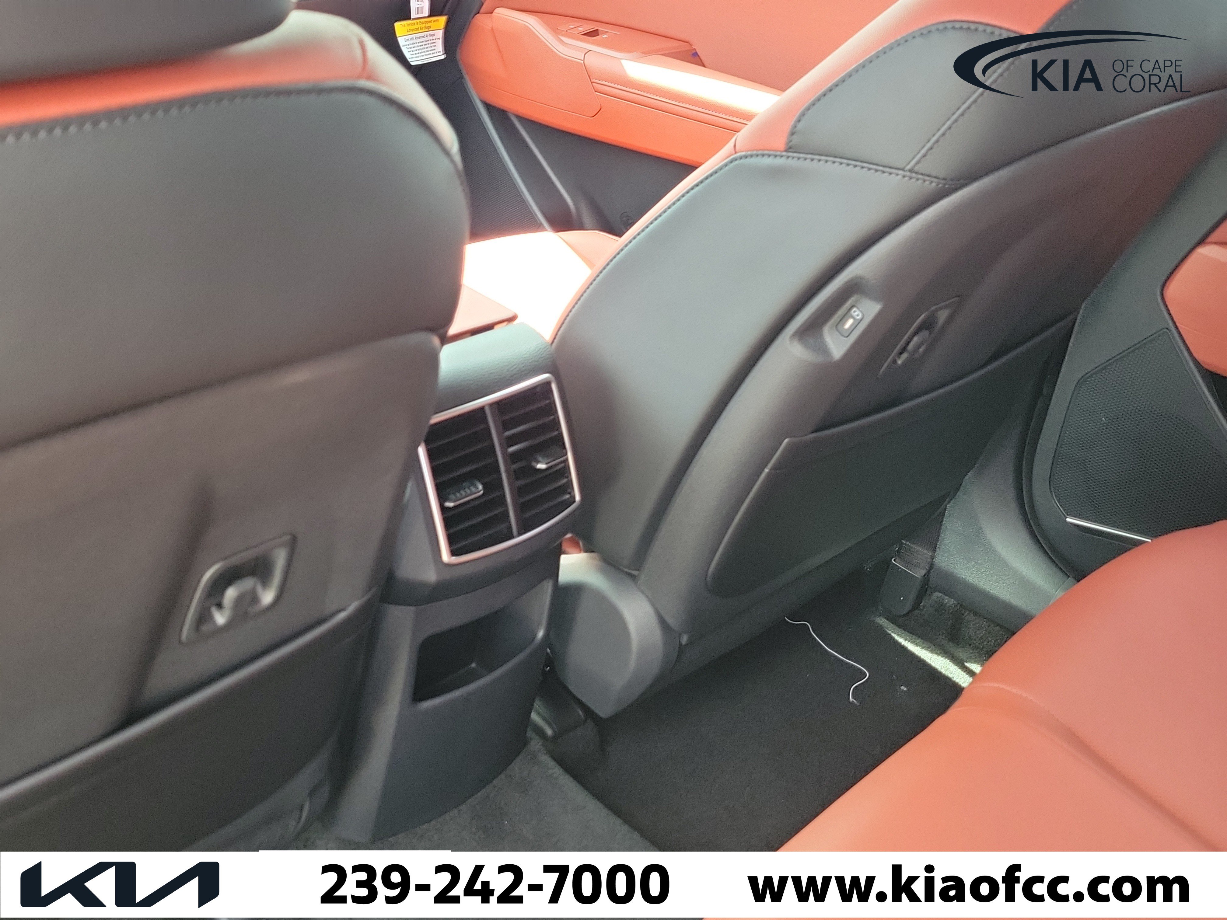 New 2027 Kia Sportage SX FWD image 14
