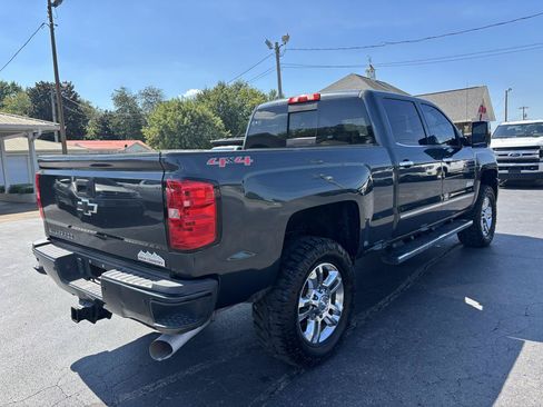 Used 2019 Chevrolet Silverado 2500 High Country w/ Duramax Plus Package AWD/4WD image 5