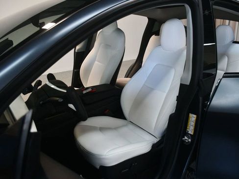 Used 2021 Tesla Model Y Performance AWD/4WD image 31