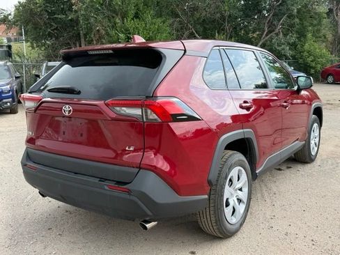 Used 2025 Toyota RAV4 LE FWD image 6