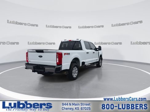 Used 2023 Ford F250 XLT w/ FX4 Off-Road Package image 8