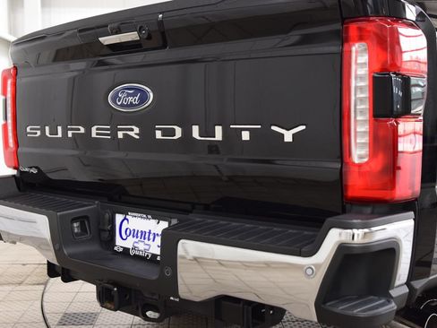 Used 2023 Ford F250 Lariat w/ Lariat Ultimate Package AWD/4WD image 22