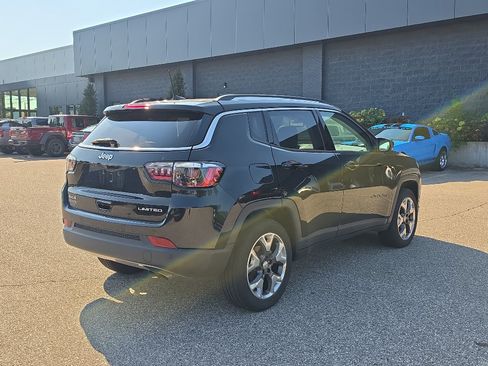 Used 2021 Jeep Compass Limited w/ Sun and Sound Group AWD/4WD image 7