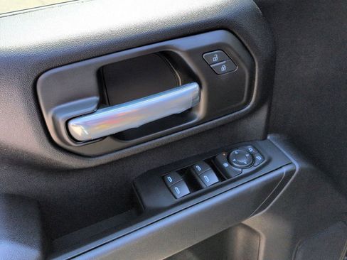 Used 2026 Chevrolet Silverado 2500 Custom AWD/4WD image 11