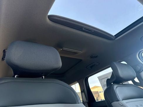 New 2026 Kia Sportage SX Prestige AWD/4WD image 19