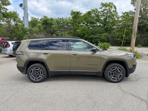New 2026 Jeep Cherokee Laredo AWD/4WD image 6