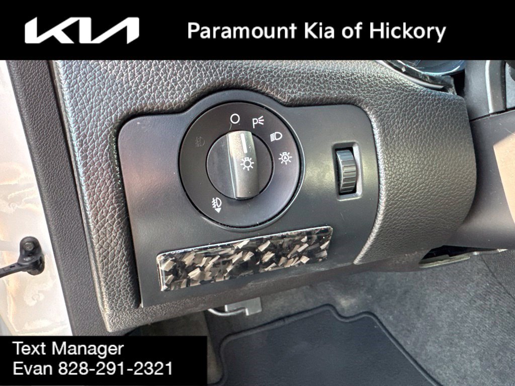 Used 2013 Ford Mustang GT Premium w/ Comfort Pkg RWD image 14