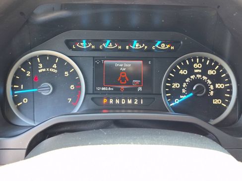 Used 2017 Ford F150 XLT w/ Equipment Group 302A Luxury RWD image 24