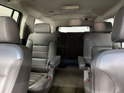 Used 2019 GMC Yukon XL Denali w/ Denali Ultimate Package image 13