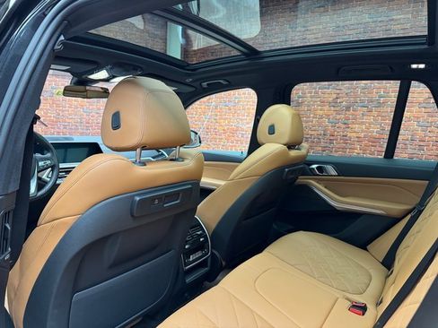 Used 2023 BMW X5 xDrive40i w/ Premium Package image 25