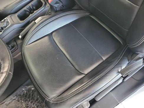 Used 2020 Jeep Gladiator Overland image 17