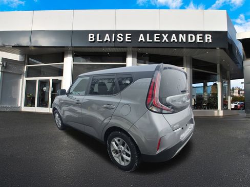 Used 2023 Kia Soul LX w/ Option Group 015 image 8