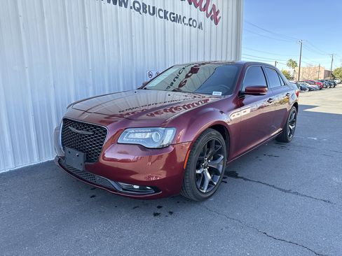 Used 2021 Chrysler 300 S image 6