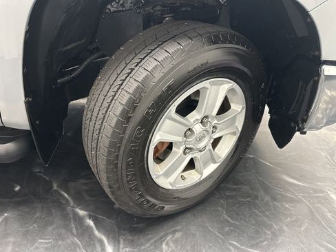 Used 2020 Toyota Tundra SR5 w/ SR5 Leather Package image 33
