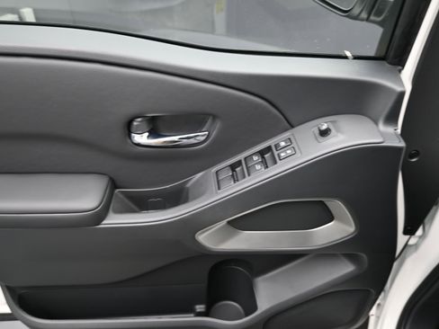 New 2026 Nissan Frontier SV image 11