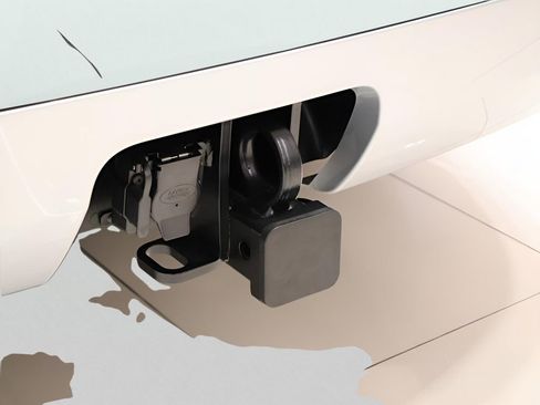 Certified 2025 Land Rover Discovery Metropolitan Edition image 17