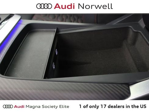 Certified 2025 Audi RS Q8 performance AWD/4WD image 6