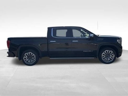 Certified 2025 GMC Sierra 1500 Denali Ultimate AWD/4WD image 6