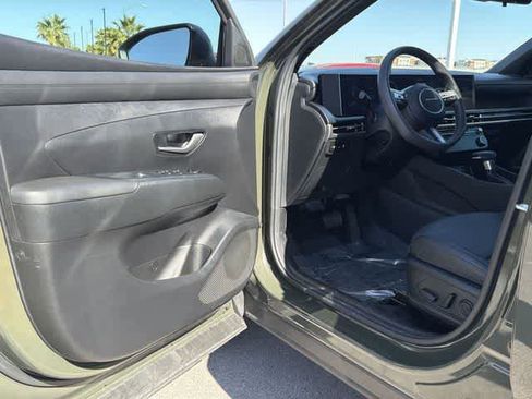 Certified 2026 Hyundai Santa Cruz SEL FWD image 10
