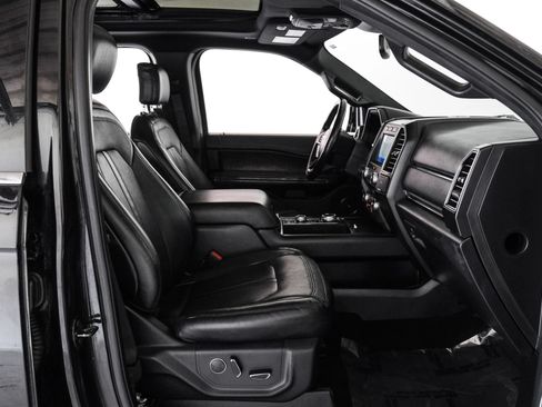 Used 2020 Ford Expedition Limited w/ Equipment Group 301A AWD/4WD image 32