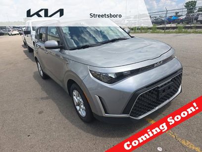 Used 2025 Kia Soul LX w/ LX Technology Package