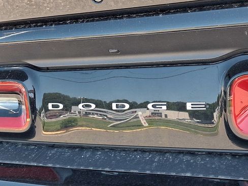 Used 2022 Dodge Challenger GT AWD/4WD image 30