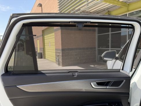 Used 2024 Volkswagen Atlas Cross Sport SE w/ Panoramic Sunroof Package AWD/4WD image 38