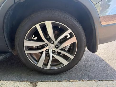 Used 2017 Honda Pilot Elite image 5
