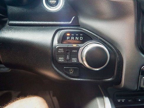 Used 2019 RAM 1500 Big Horn AWD/4WD image 27