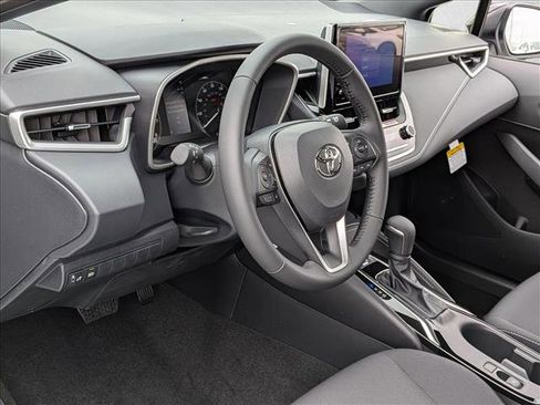 New 2026 Toyota Corolla SE image 3