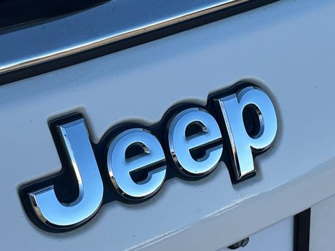 Used 2019 Jeep Compass Latitude w/ Popular Equipment Group image 26