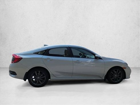 Used 2019 Honda Civic EX image 4