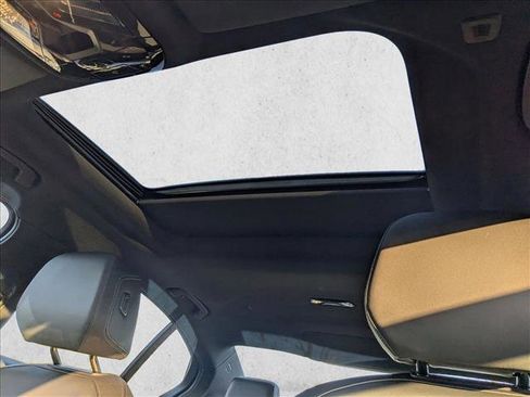 Used 2025 BMW i5 eDrive40i w/ Premium Package image 15