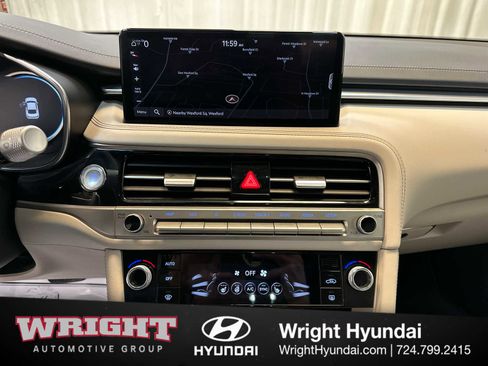 Certified 2025 Genesis G70 2.5T image 25