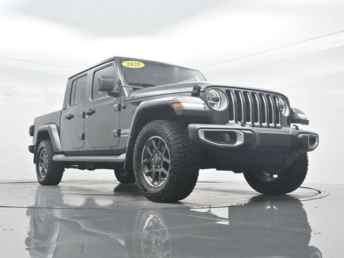 Used 2020 Jeep Gladiator Overland AWD/4WD image 28