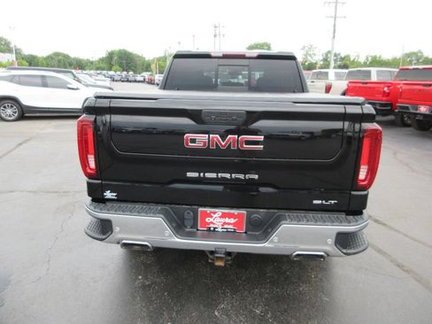 Used 2021 GMC Sierra 1500 SLT w/ SLT Premium Plus Package AWD/4WD image 8