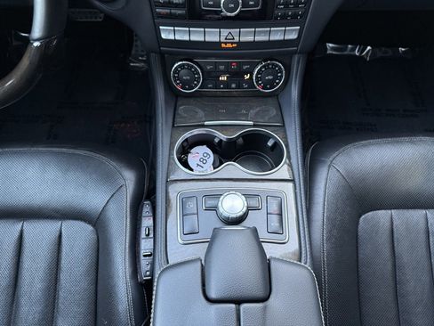 Used 2013 Mercedes-Benz CLS 550 4MATIC image 23