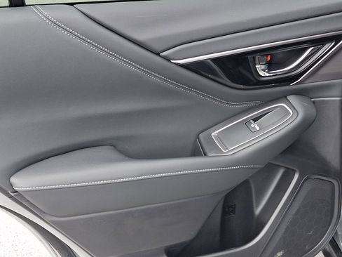 Certified 2025 Subaru Outback Limited image 12