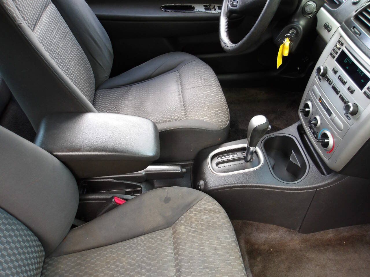 Used 2006 Chevrolet Cobalt LT w/ Preferred Equipment Group FWD image 16