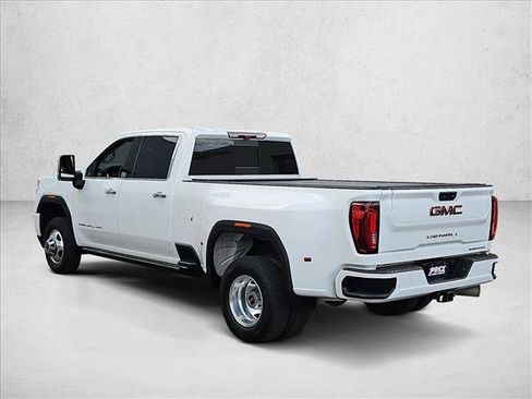 Used 2023 GMC Sierra 3500 Denali w/ Denali Ultimate Package AWD/4WD image 7