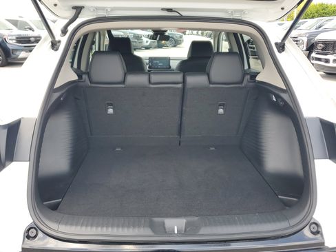 Used 2024 Honda HR-V EX-L image 11